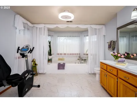 11725 SW 129th Place Portland OR 97223