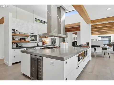 3724 SW Shattuck Road Portland OR 97221