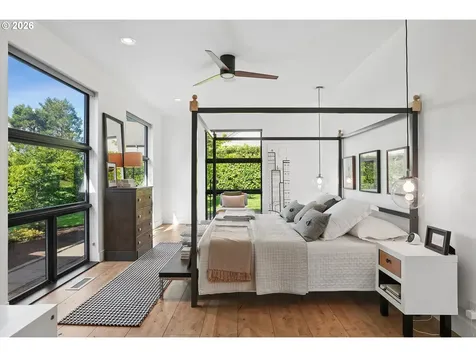 3724 SW Shattuck Road Portland OR 97221