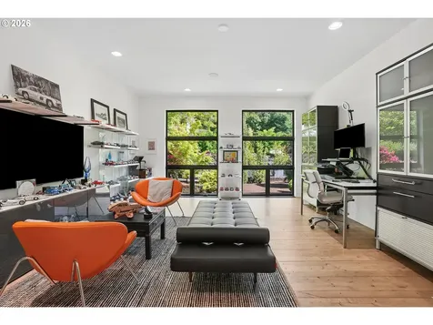 3724 SW Shattuck Road Portland OR 97221