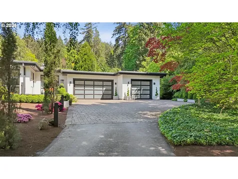 3724 SW Shattuck Road Portland OR 97221