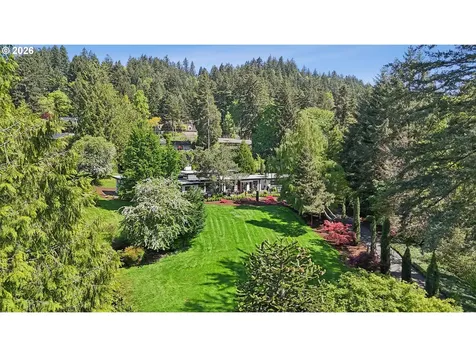 3724 SW Shattuck Road Portland OR 97221