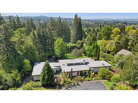 3724 SW Shattuck Road Portland OR 97221