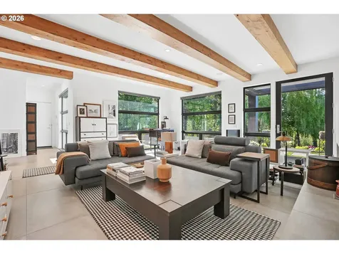 3724 SW Shattuck Road Portland OR 97221