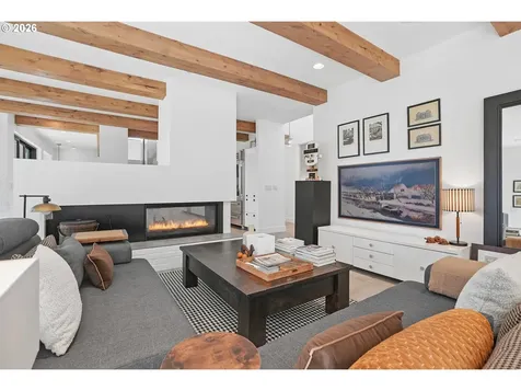 3724 SW Shattuck Road Portland OR 97221