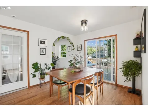 8102 N Dana Avenue Portland OR 97203