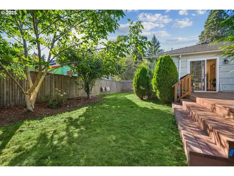 8102 N Dana Avenue Portland OR 97203