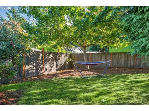 8102 N Dana Avenue Portland OR 97203