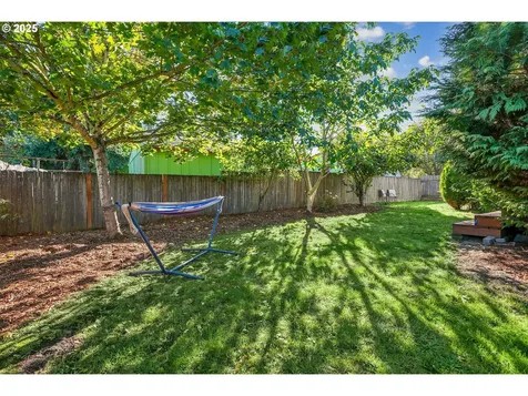 8102 N Dana Avenue Portland OR 97203