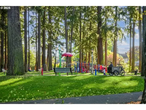 8102 N Dana Avenue Portland OR 97203
