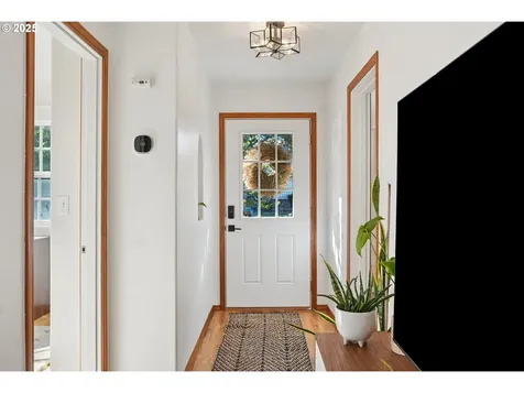 8102 N Dana Avenue Portland OR 97203