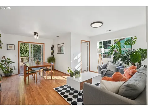8102 N Dana Avenue Portland OR 97203