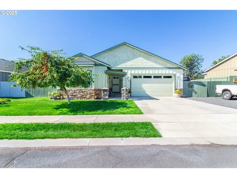 2237 NW Overlook Drive Hermiston OR 97838