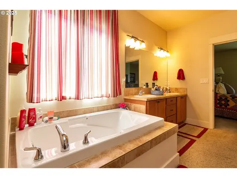 2237 NW Overlook Drive Hermiston OR 97838