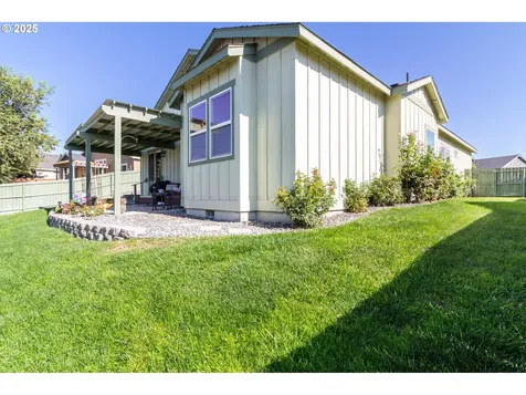 2237 NW Overlook Drive Hermiston OR 97838