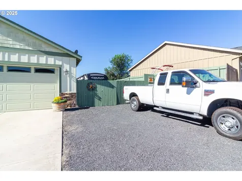 2237 NW Overlook Drive Hermiston OR 97838