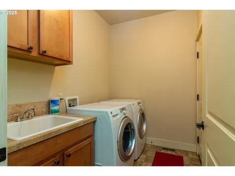 2237 NW Overlook Drive Hermiston OR 97838
