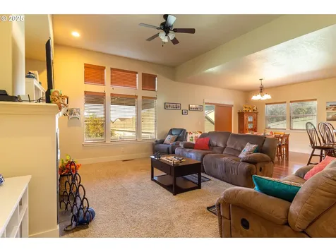 2237 NW Overlook Drive Hermiston OR 97838