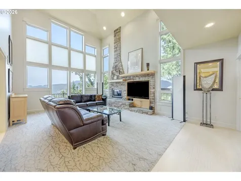 35662 High Ranch Drive Springfield OR 97478