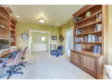 35662 High Ranch Drive Springfield OR 97478