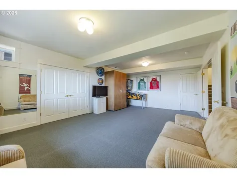 35662 High Ranch Drive Springfield OR 97478
