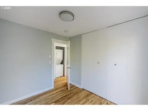 4617 SE Windsor Court Portland OR 97206