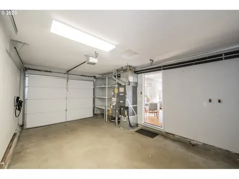 4617 SE Windsor Court Portland OR 97206