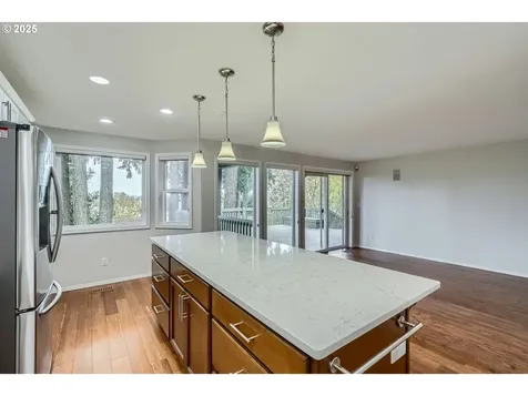 16019 SE 32nd Street Vancouver WA 98683