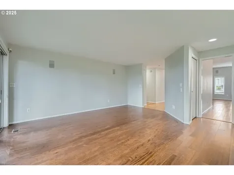 16019 SE 32nd Street Vancouver WA 98683