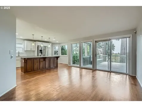 16019 SE 32nd Street Vancouver WA 98683