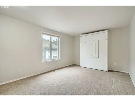 16019 SE 32nd Street Vancouver WA 98683