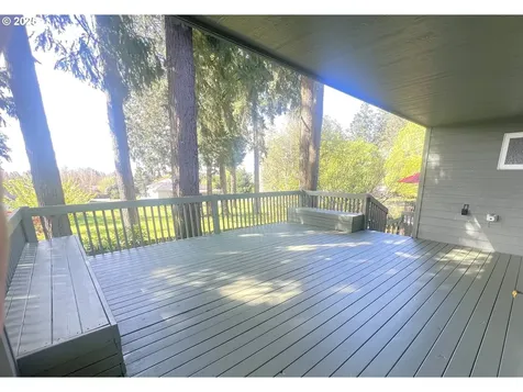 16019 SE 32nd Street Vancouver WA 98683