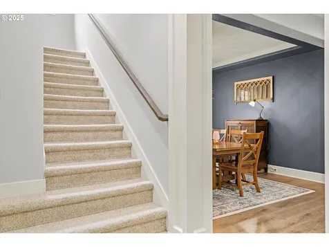 2256 Rogue Way West Linn OR 97068
