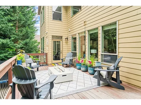 2256 Rogue Way West Linn OR 97068