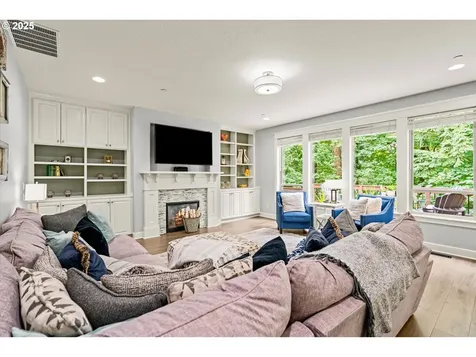 2256 Rogue Way West Linn OR 97068