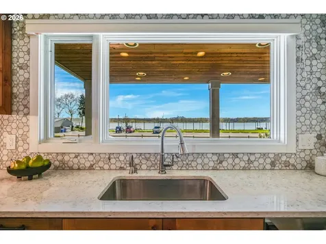 13801 SE 37th Street Vancouver WA 98683