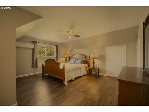 525 Elm Avenue Reedsport OR 97467