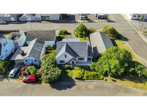 525 Elm Avenue Reedsport OR 97467