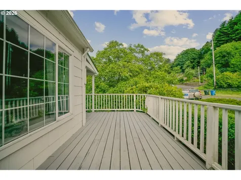 525 Elm Avenue Reedsport OR 97467