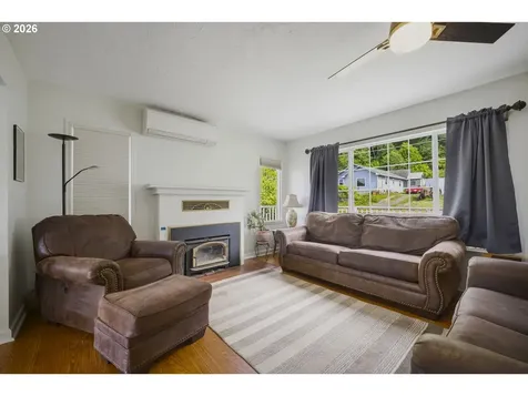 525 Elm Avenue Reedsport OR 97467