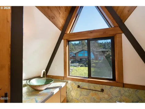 49855 Seasand Road Neskowin OR 97149