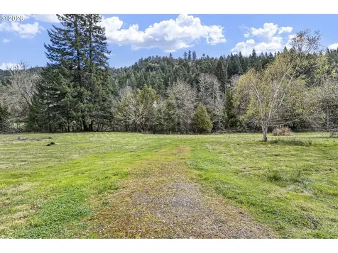 505 Sibold Canyon Road Tenmile OR 97481