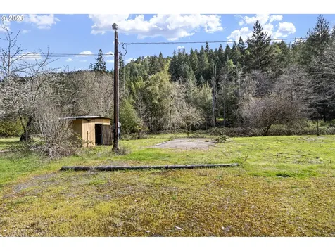 505 Sibold Canyon Road Tenmile OR 97481