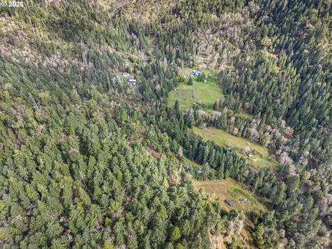 505 Sibold Canyon Road Tenmile OR 97481