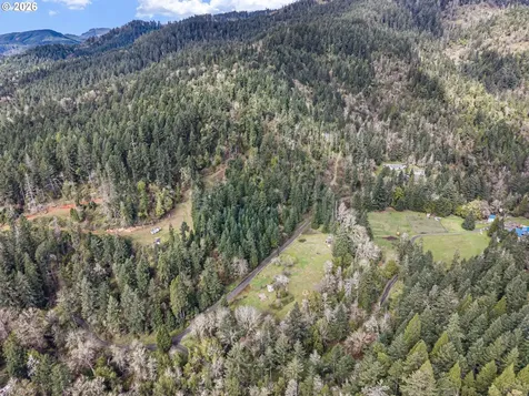 505 Sibold Canyon Road Tenmile OR 97481