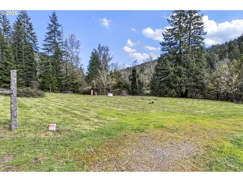 505 Sibold Canyon Road Tenmile OR 97481