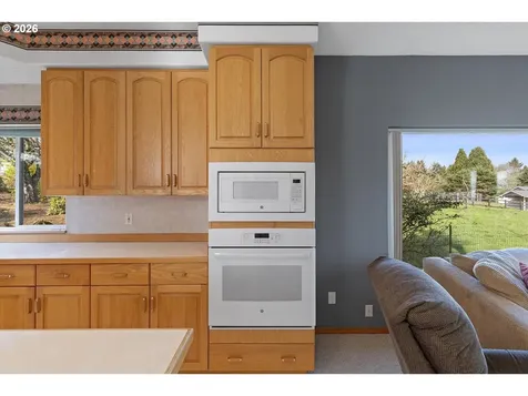 28200 SW Ladd Hill Road Sherwood OR 97140