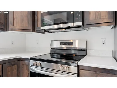 91512 Grinnell Lane Coos Bay OR 97420