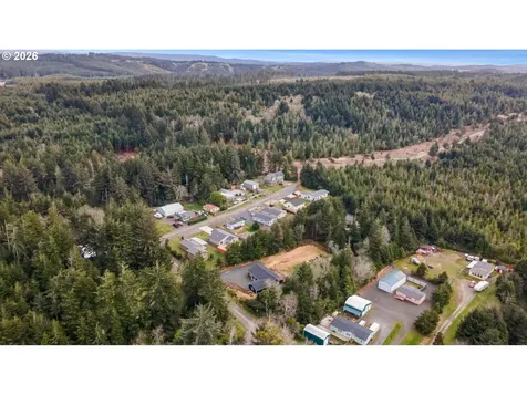 91512 Grinnell Lane Coos Bay OR 97420