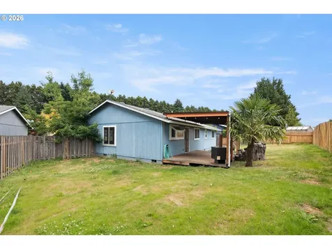 1128 SE Fir Grove Loop Hillsboro OR 97123